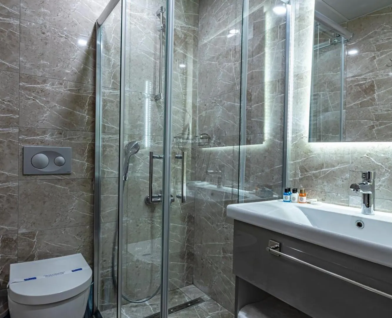 Grand Hamit By Karadayi Airport Hotel Arnavutkoy Türkei