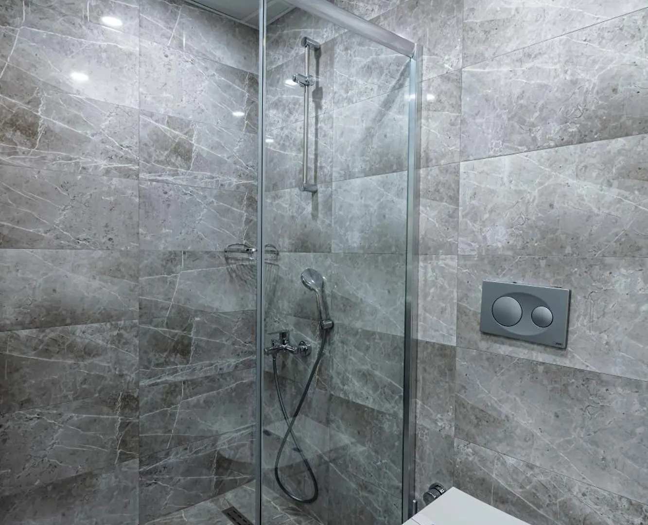 Grand Hamit By Karadayi Airport Hotel Arnavutkoy 4*,