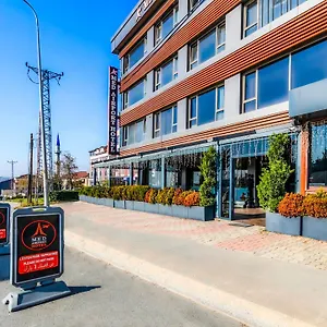 Hotel Med Airport, Arnavutkoy
