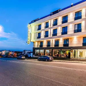 酒店 Heaven Premium Hotel Restaurant & Airport Shuttle, Arnavutkoy