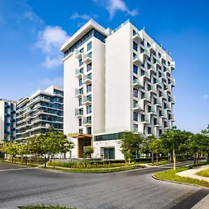 Tumbi West Palm Dubai,tapestry Collection Hilton 4* Dubai